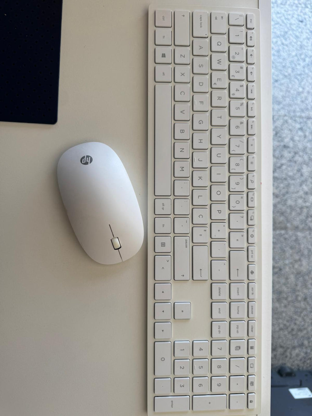 HP All-in-One de 27 polegadas